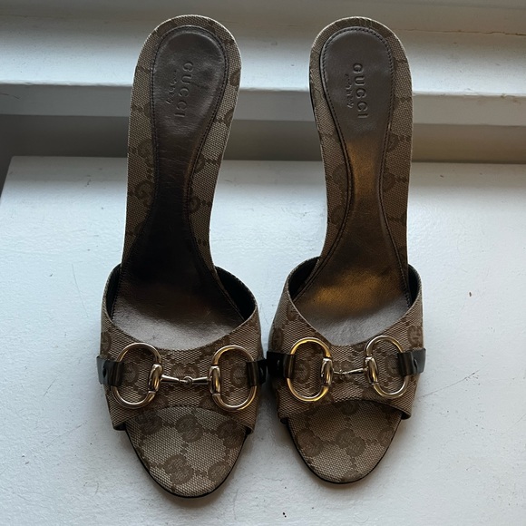 Gucci buckle monogram mules - Picture 1 of 8